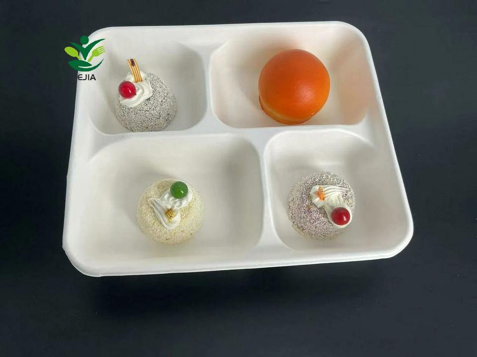 Eco-Friendly 4-Compartment Bagasse Lunch Tray for Food Storage