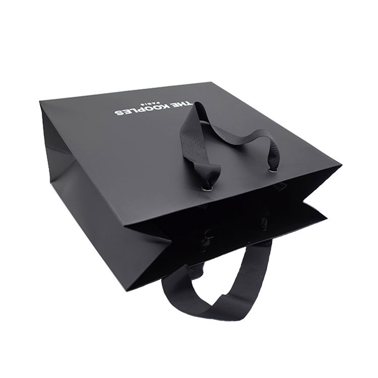 Custom Logo Hot Foil Stamped Black Matt Kraft Paper Shopping Bags