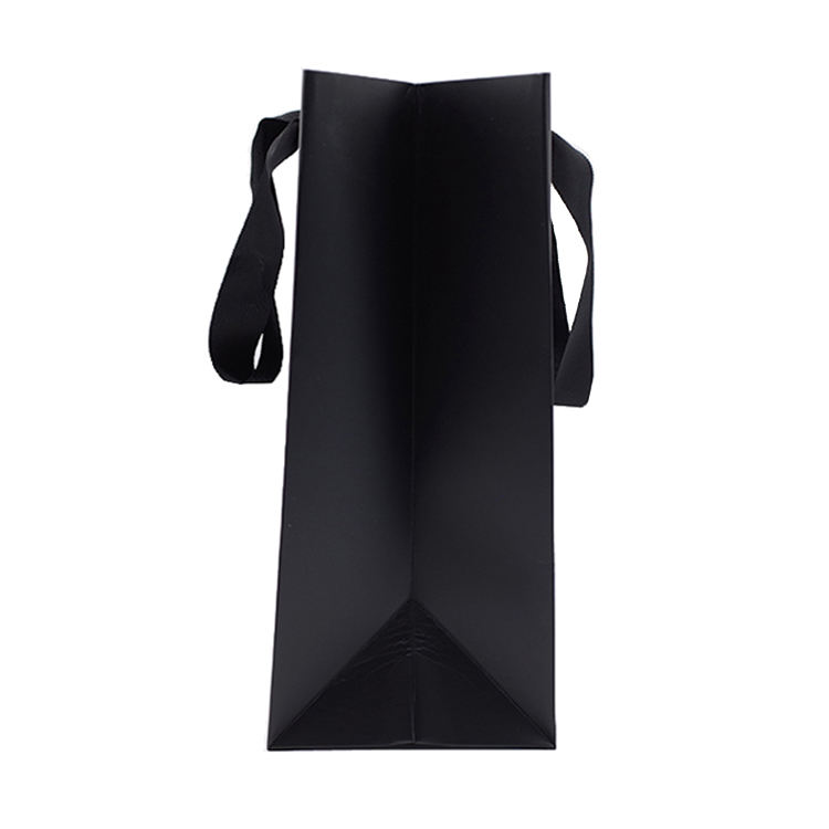 Custom Logo Hot Foil Stamped Black Matt Kraft Paper Shopping Bags