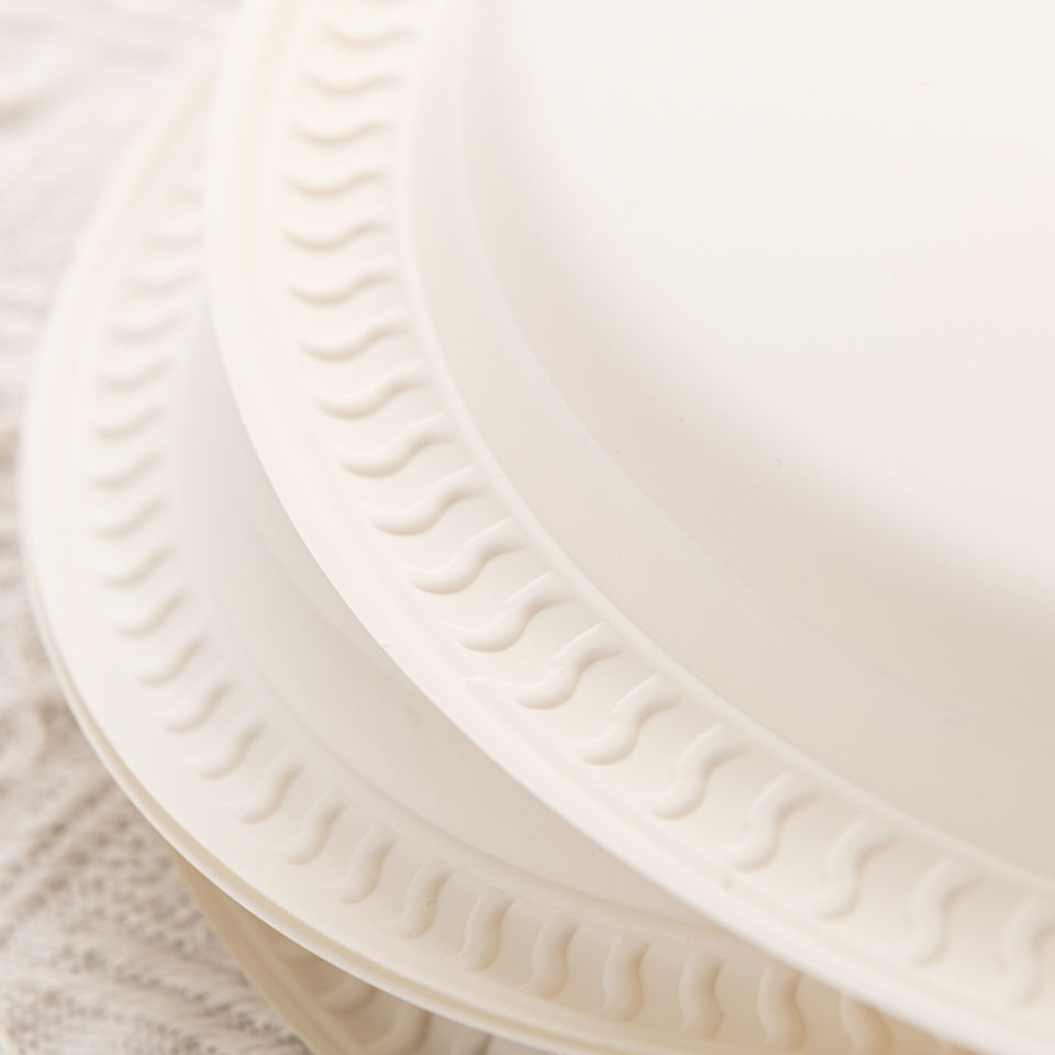 Biodegradable Cornstarch Round Plates - Eco-Friendly Disposable Tableware