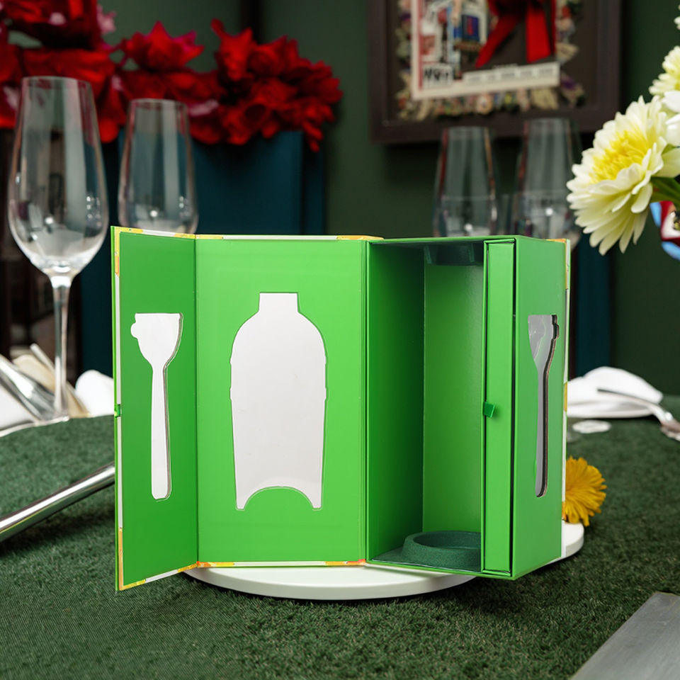 Custom Magnetic Rigid Gift Boxes with Window, UV Printing, Matt Lamination & Sponge Insert