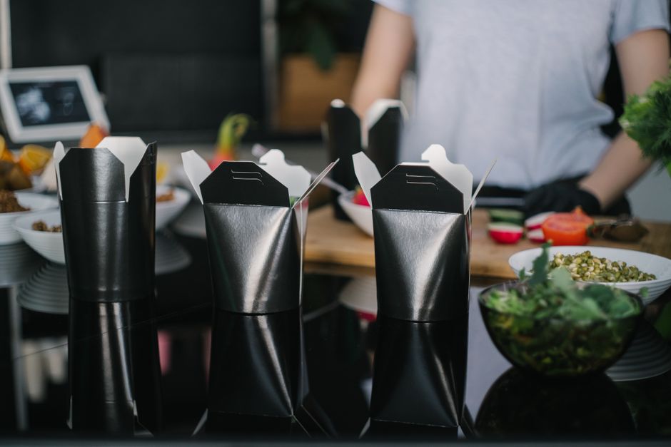 2. Manufacturing Cost: Molding vs Pulp Pressing