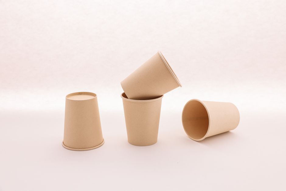 2. Manufacturing Complexity: Molding vs. Thermoforming vs. Die-Cutting