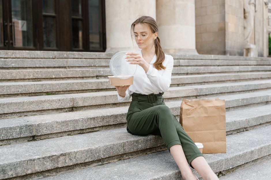 Cost Comparison: Biodegradable vs Traditional Food Packaging