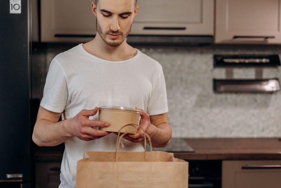 Compostable Packaging for Coffee Shops: Hot Cup Lids & Stirrers