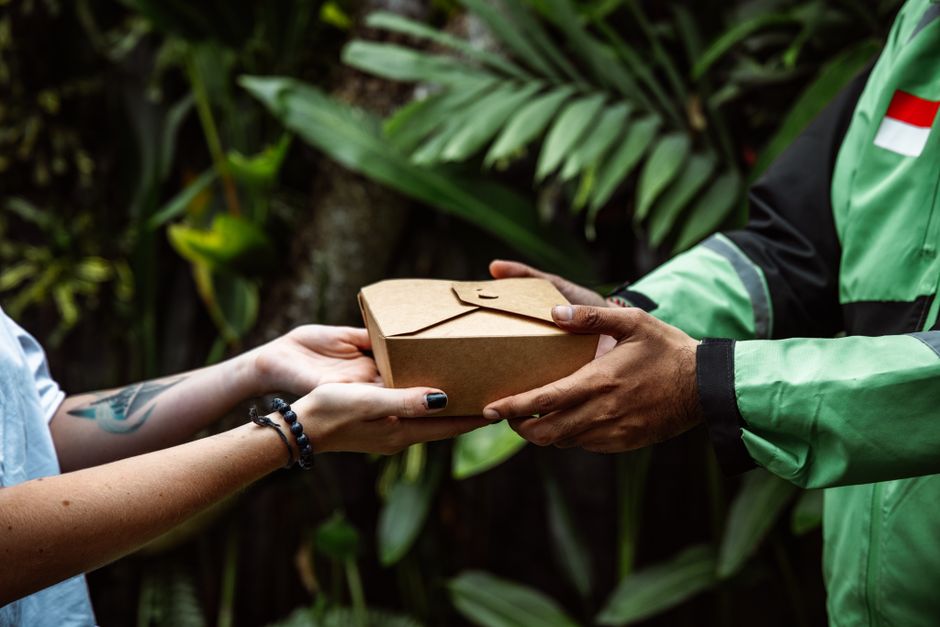 Why Bakeries Need Compostable Packaging Now